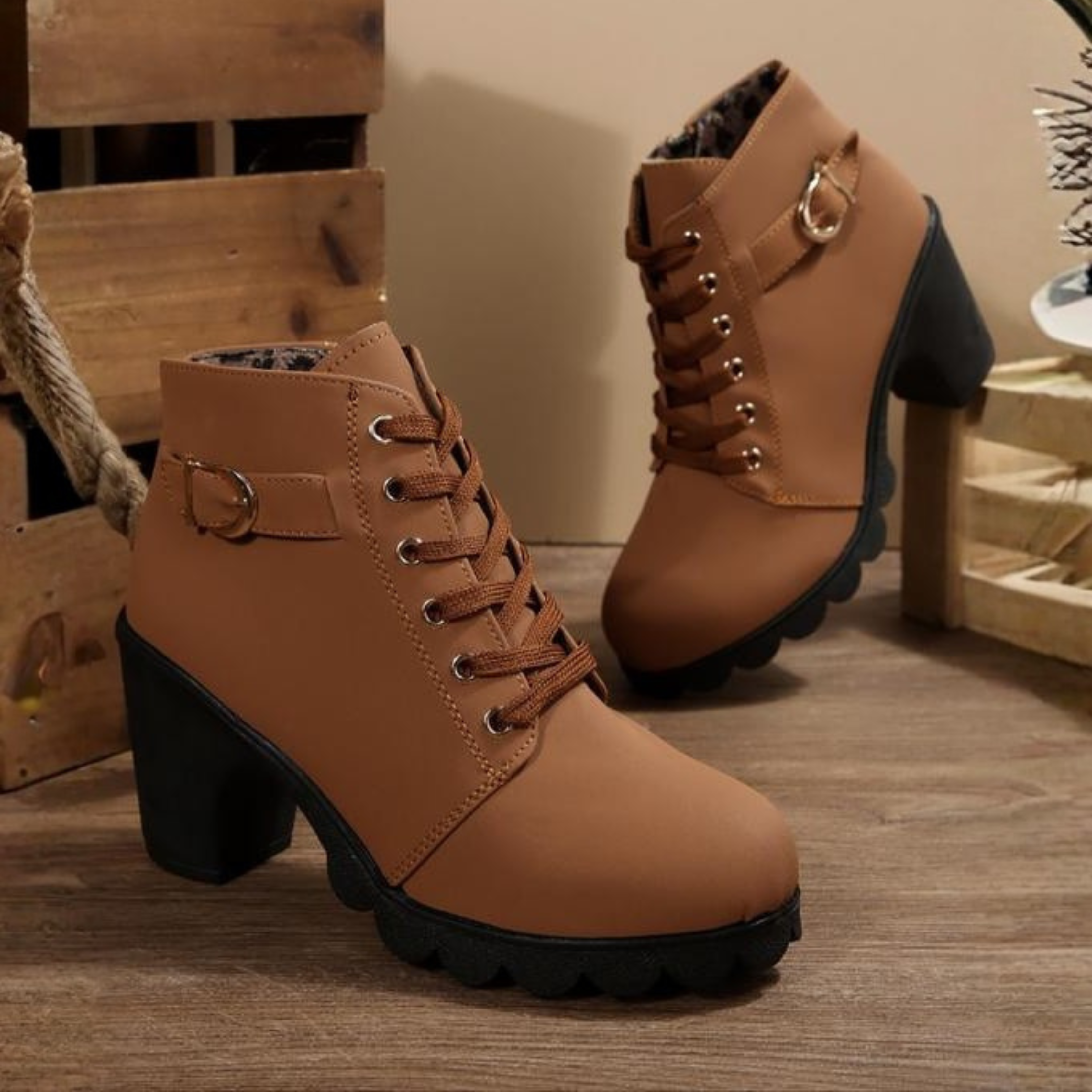 KATNI™ - Bottines Chunky à Lacets avec Boucle Métallique Élégante