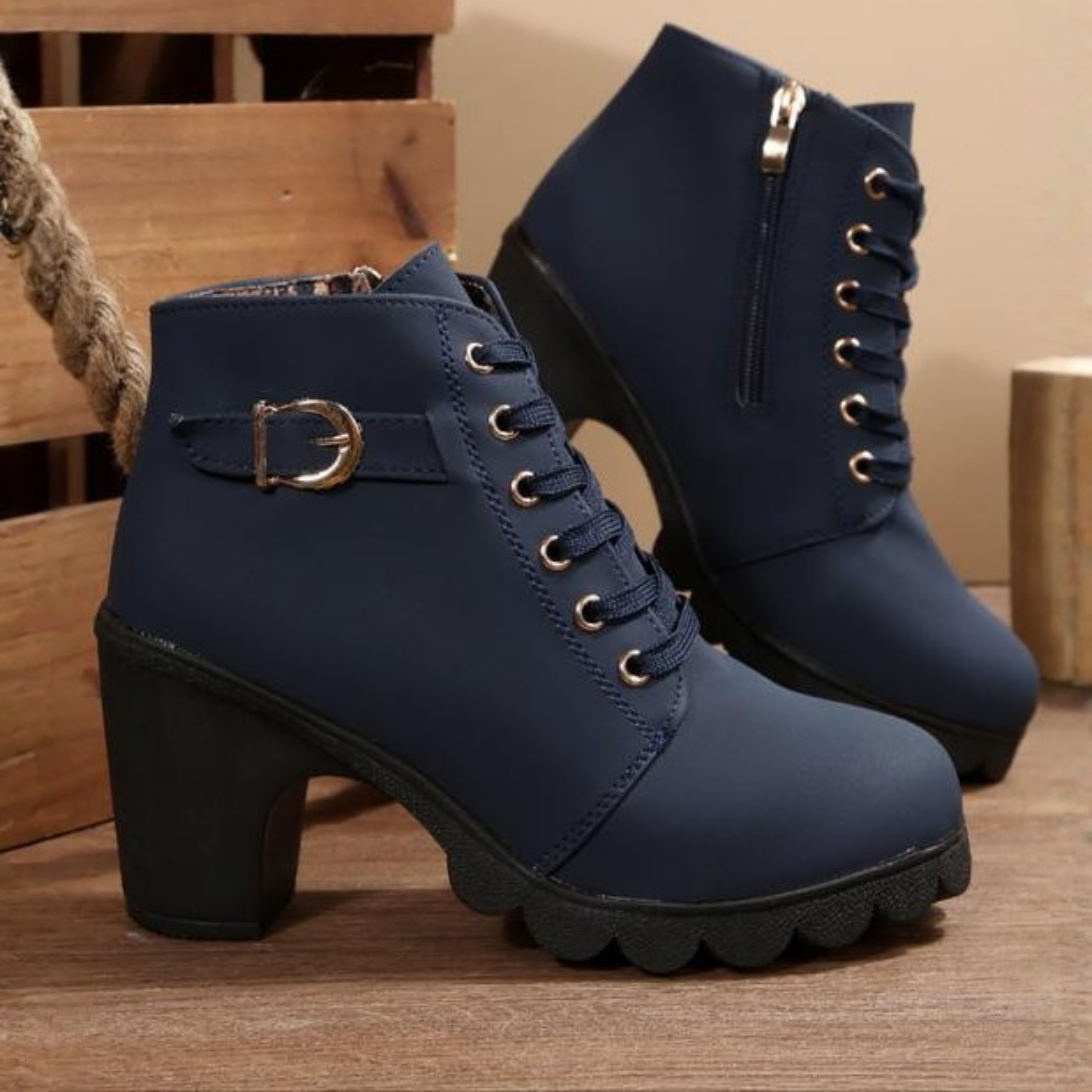 KATNI™ - Bottines Chunky à Lacets avec Boucle Métallique Élégante