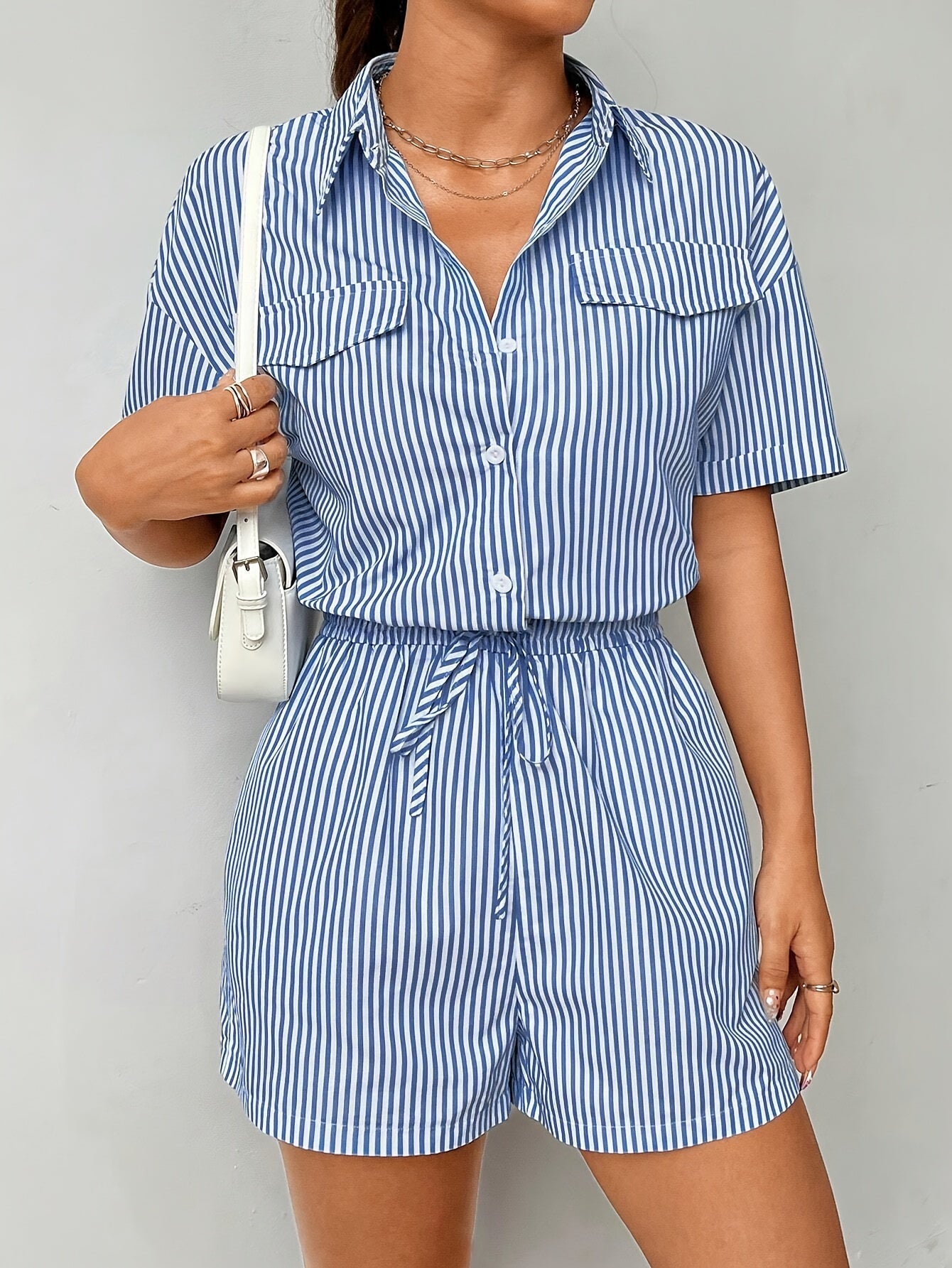 Freya™ | Stripete Skjortejumpsuit med Snøring