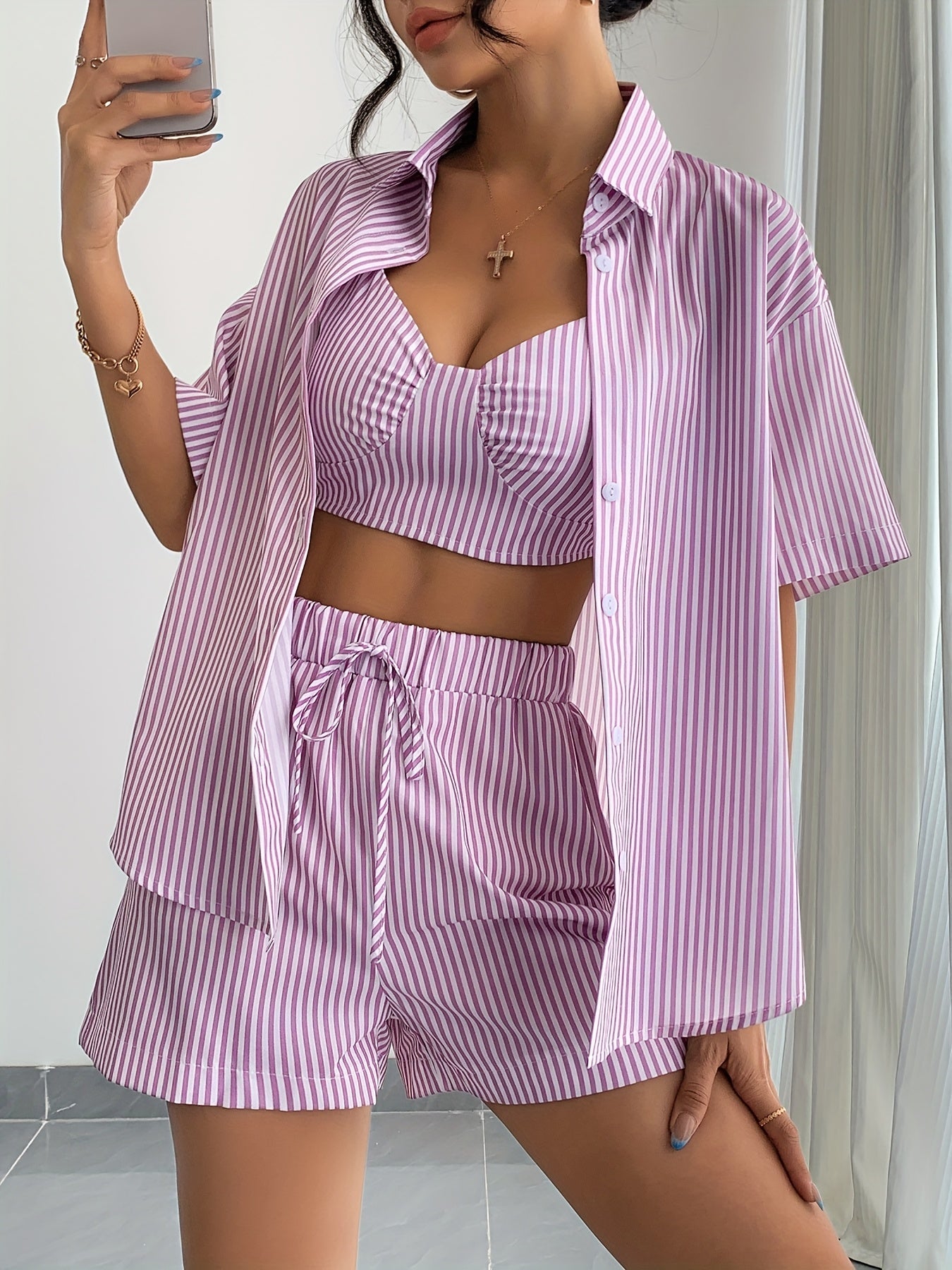 Freya™ | Stripete 3-delt Sommerset med Cami, Shorts og Skjorte
