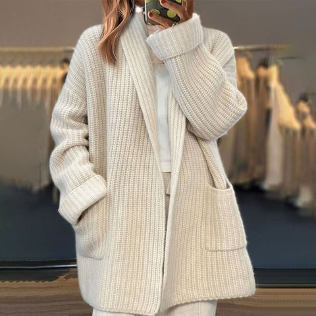 Freya | Avslappet Cardigan med Lommer