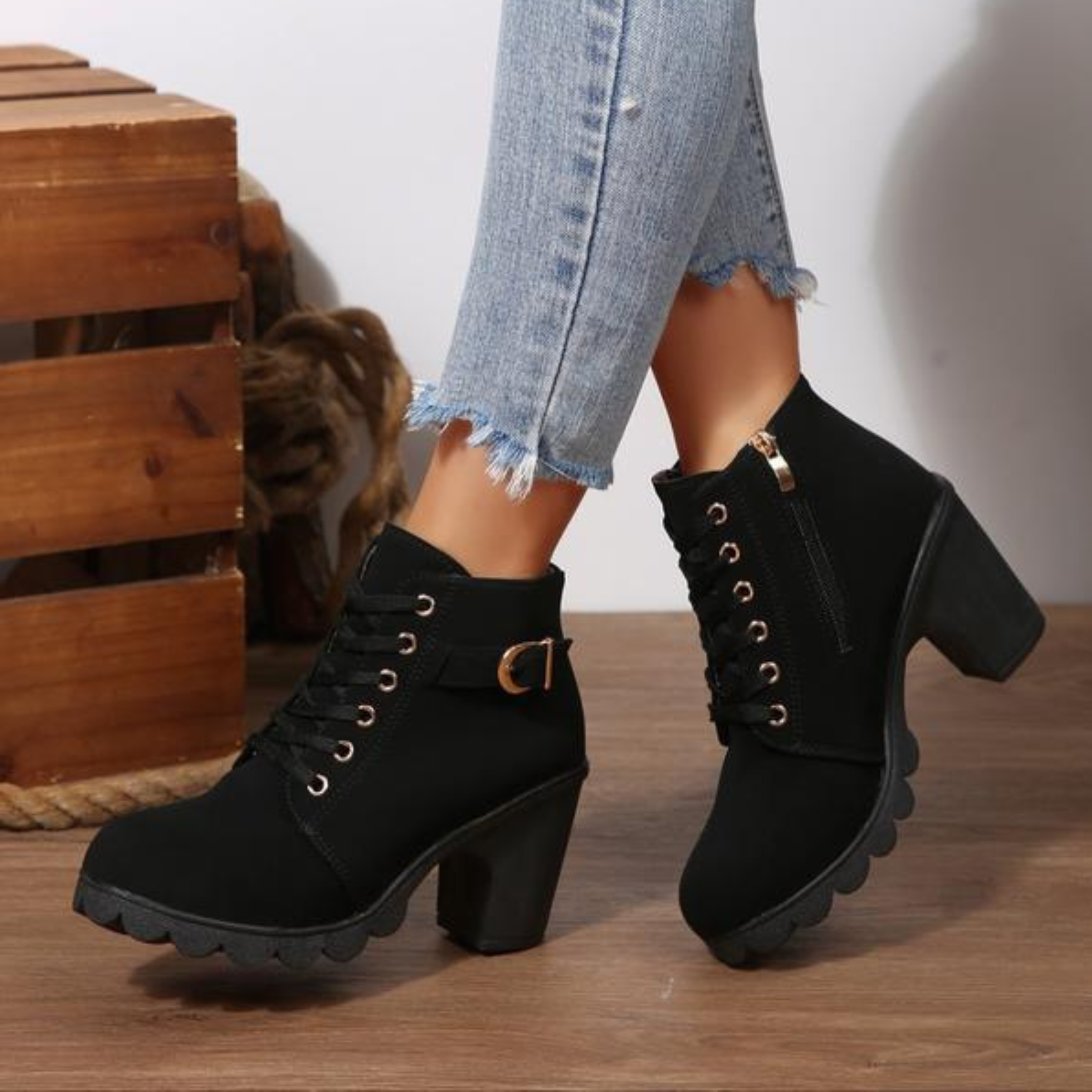 KATNI™ - Bottines Chunky à Lacets avec Boucle Métallique Élégante